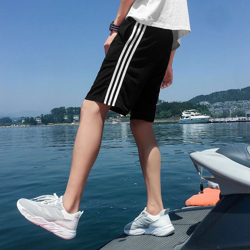 Có bigsize - Quần short thể thao viền 3 sọc màu đen