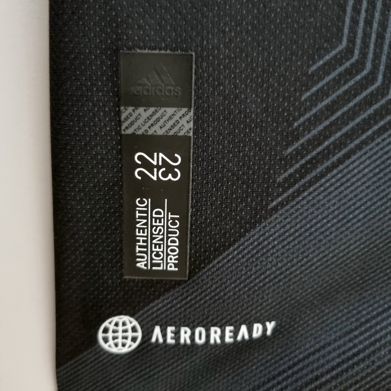 Áo Thun Bóng Đá Real Madrid Y-3 Jersey 2022 Màu Đen Cá Tính