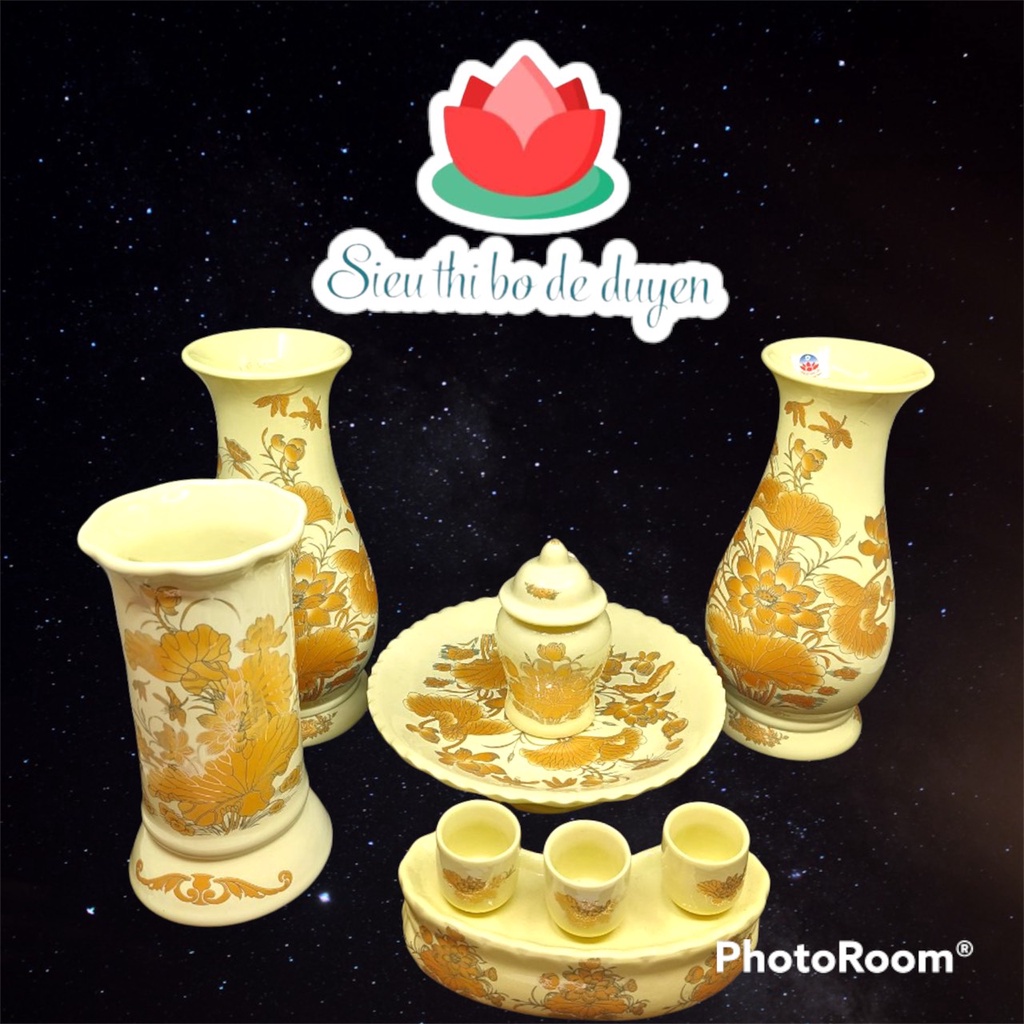 Bộ đồ thờ sứ bát tràng men Vàng hoa sen (Mâm bồng, Lọ hoa, ống hương, cầu 5 chén, chóe, chân nến)
