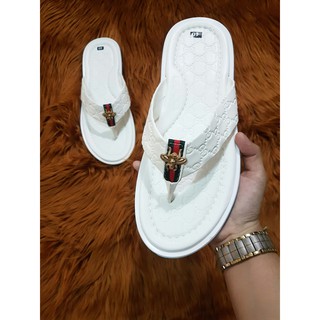 DÉP KẸP NAM GUC TRẮNG CON ONG VÀNG IN QUAI