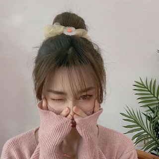 Scrunchie von gắn mặt hoa cúc xả lỗ