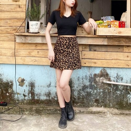 Chân váy chữ A Goness dáng ngắn lưng cao họa tiết da báo phong cách retro | BigBuy360 - bigbuy360.vn