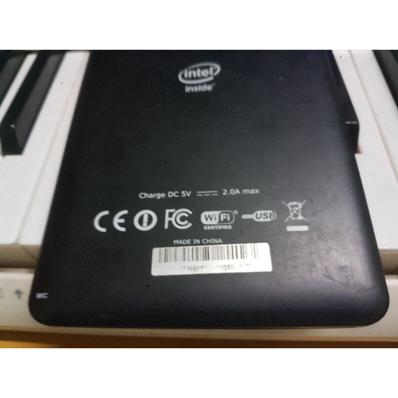 máy tính bảng windows xác độc lạ