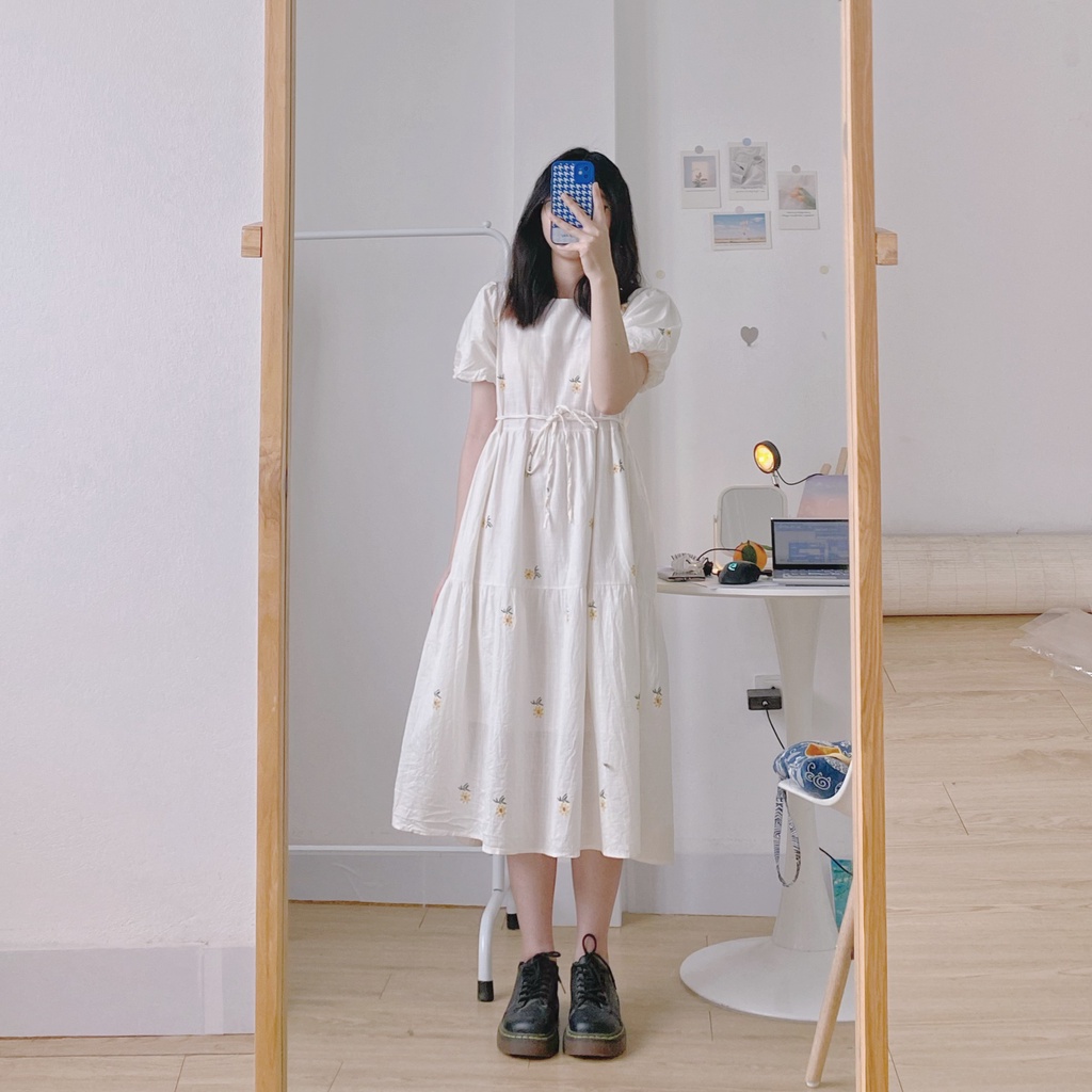 Váy hoa nhí tay phồng, đầm hoa trắng dài vintage có dây buộc eo  - V61