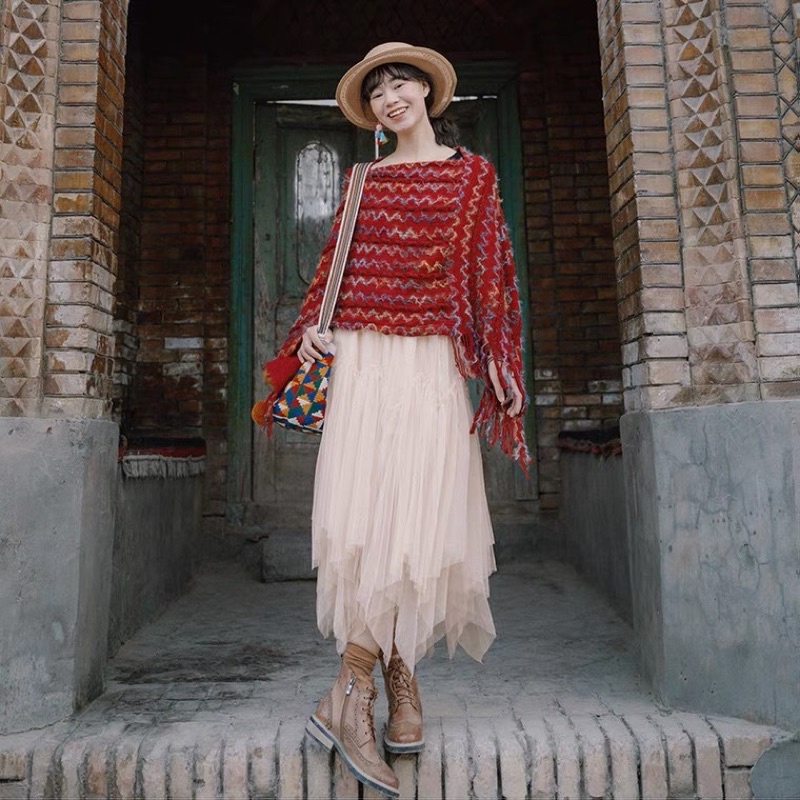 Chân váy boho tua rua ren freesz