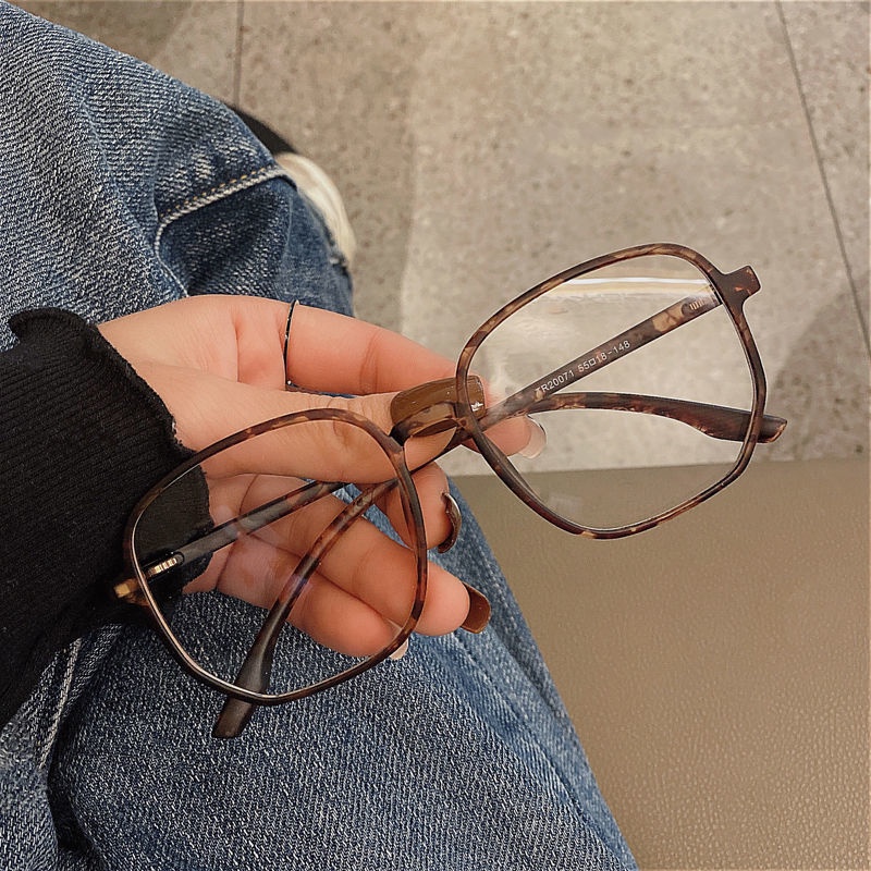 Kính Chống Ánh Sáng Xanh Mặt Phẳng Siêu Nhẹ Cho Nữ