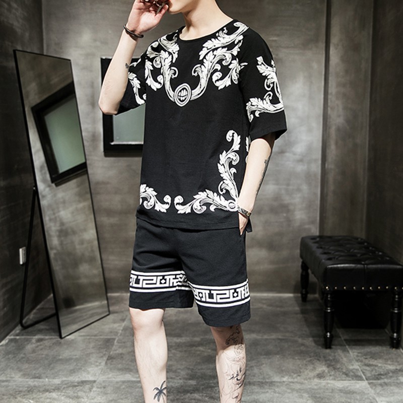 Bộ quần áo nam họa tiết kiểu dáng Hàn Quốc | BigBuy360 - bigbuy360.vn