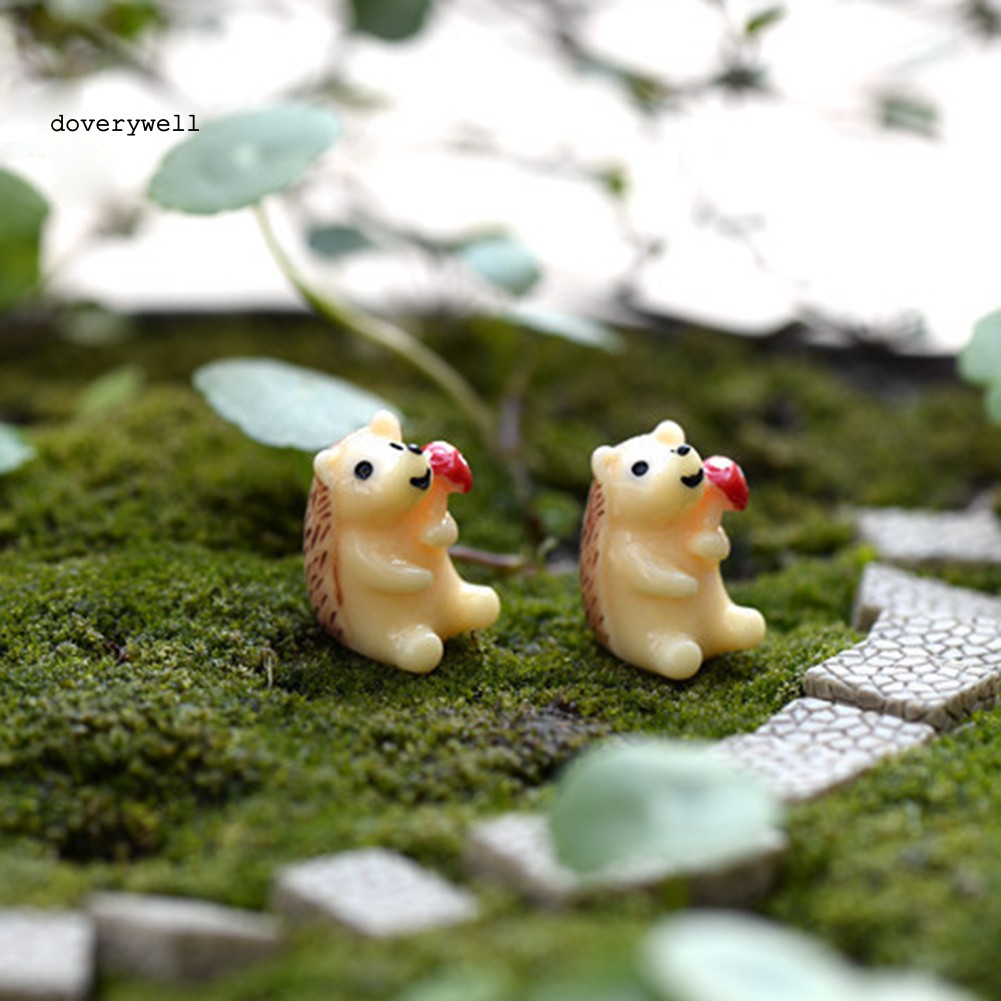 2 Chú nhím mini bằng nhựa resin dùng để trang trí tiểu cảnh