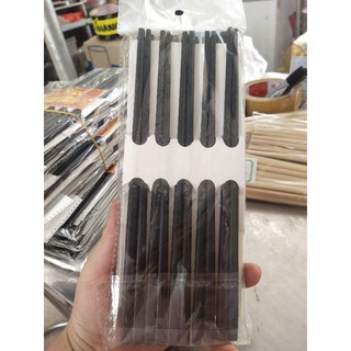 vỉ 10 đôi đũa gỗ đen cao cấp đầu vuông