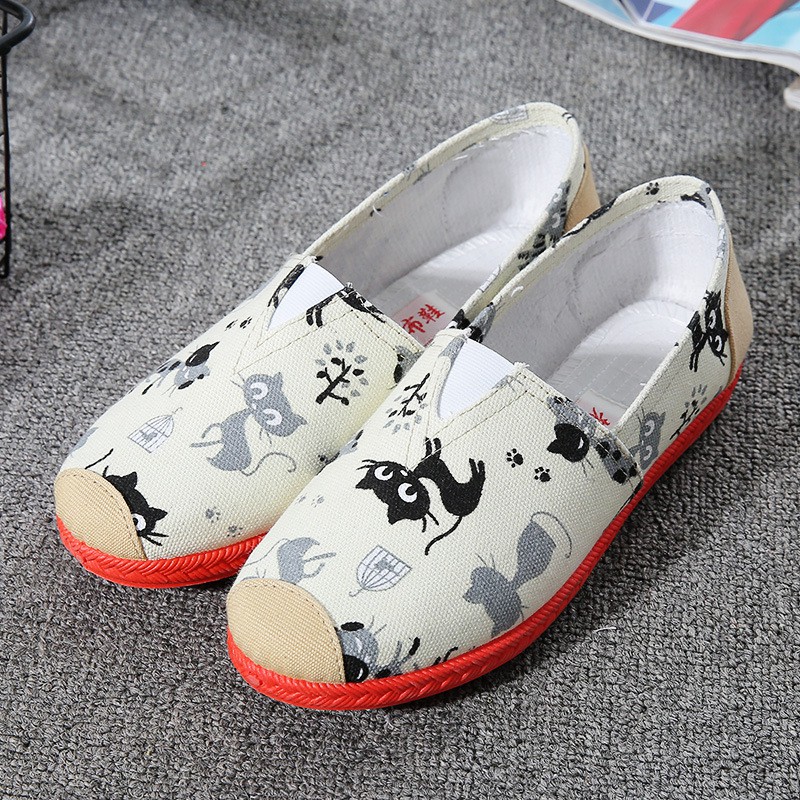 Giày lười slip on cho bạn gái cute