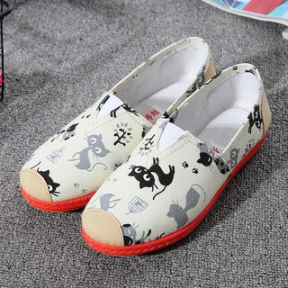 Giày lười slip on cho bạn gái cute