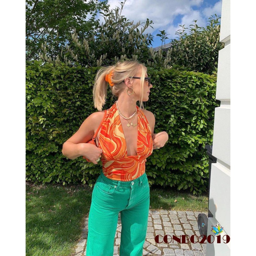 Áo Crop Top Nữ Không Tay Cổ Chữ V Khoét Sâu Gợn Sóng