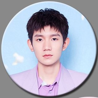 Huy hiệu cài áo IN HÌNH Vương Nguyên TFBoys dễ thương tiện lợi