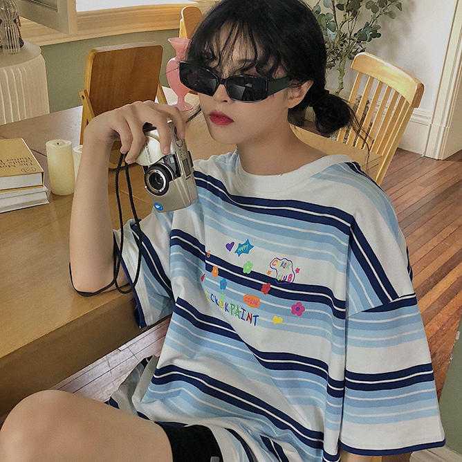 Áo Thun Nữ Ngắn Tay Họa Tiết Sọc Thêu Hình Thời Trang | BigBuy360 - bigbuy360.vn