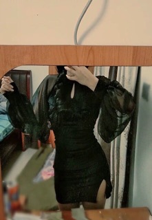 ĐẦM BODY ĐEN NHUNG CỔ TÀU