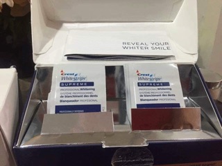 Miếng Dán Trắng Răng Crest Supreme Professional