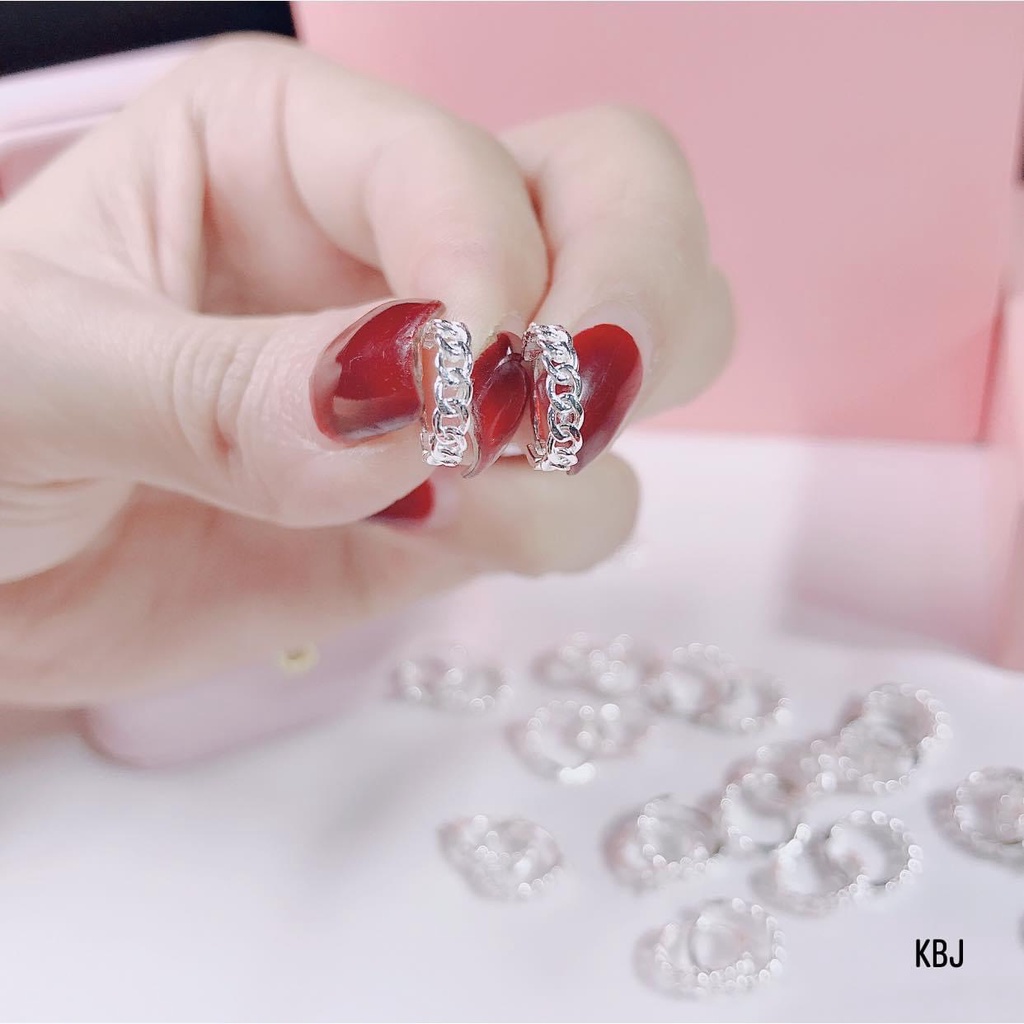 Bông tai vòng tàu chốt bấm thân xích cá tính