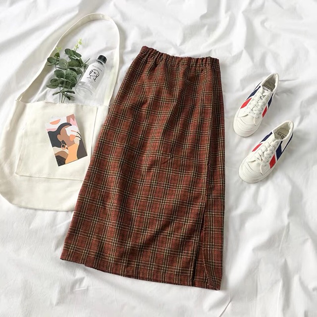 CV45 CHÂN VÁY DÁNG DÀI KẺ CARO XẺ MỘT BÊN EO CHUN