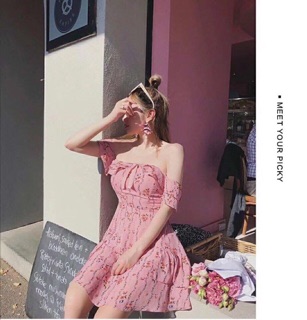 Váy hồng hoa nhí