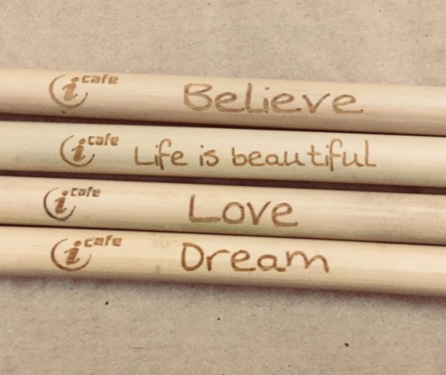 1 ống hút tre khắc theo yêu cầu | BigBuy360 - bigbuy360.vn