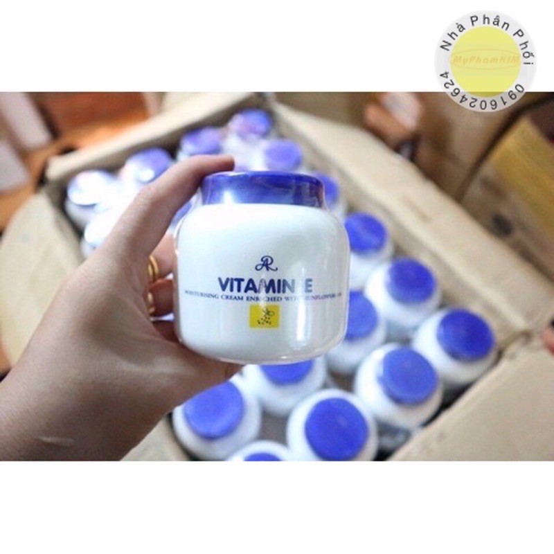Kem Vitamin E Thái Lan nắp xanh 200g