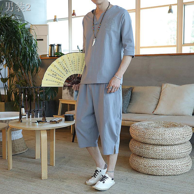 ☏Bộ đồ lanh phong cách Trung Quốc mùa hè của nam giới áo thun ngắn tay rộng cổ chữ V thêu trên cùng quần ba mảnh