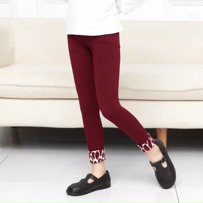 quần legging bé gái đẹp sang cực kì thoải mái cho bé vận động