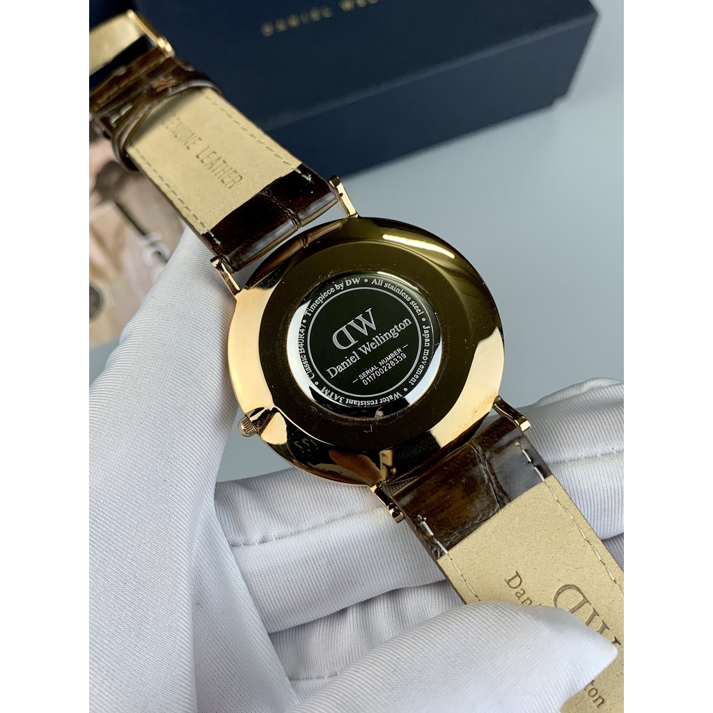 Đồng hồ nam DW chính hãng dây da nâu