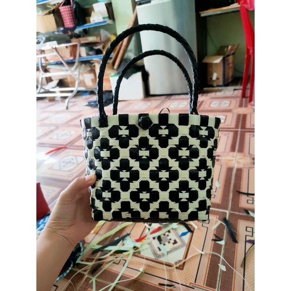 Giỏ xách đan tay mini