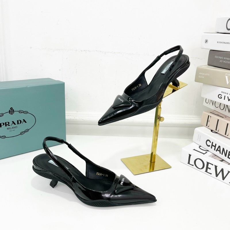 Cao gót siêu hot thêm màu Hồng phần sang chảng