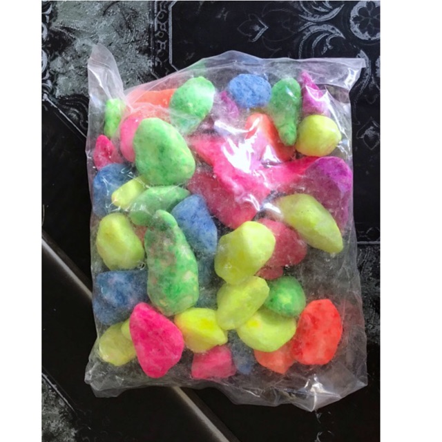 ĐÁ TRANG TRÍ HỒ CÁ NON BỘ ĐỦ MÀU VIÊN LỚN 550G
