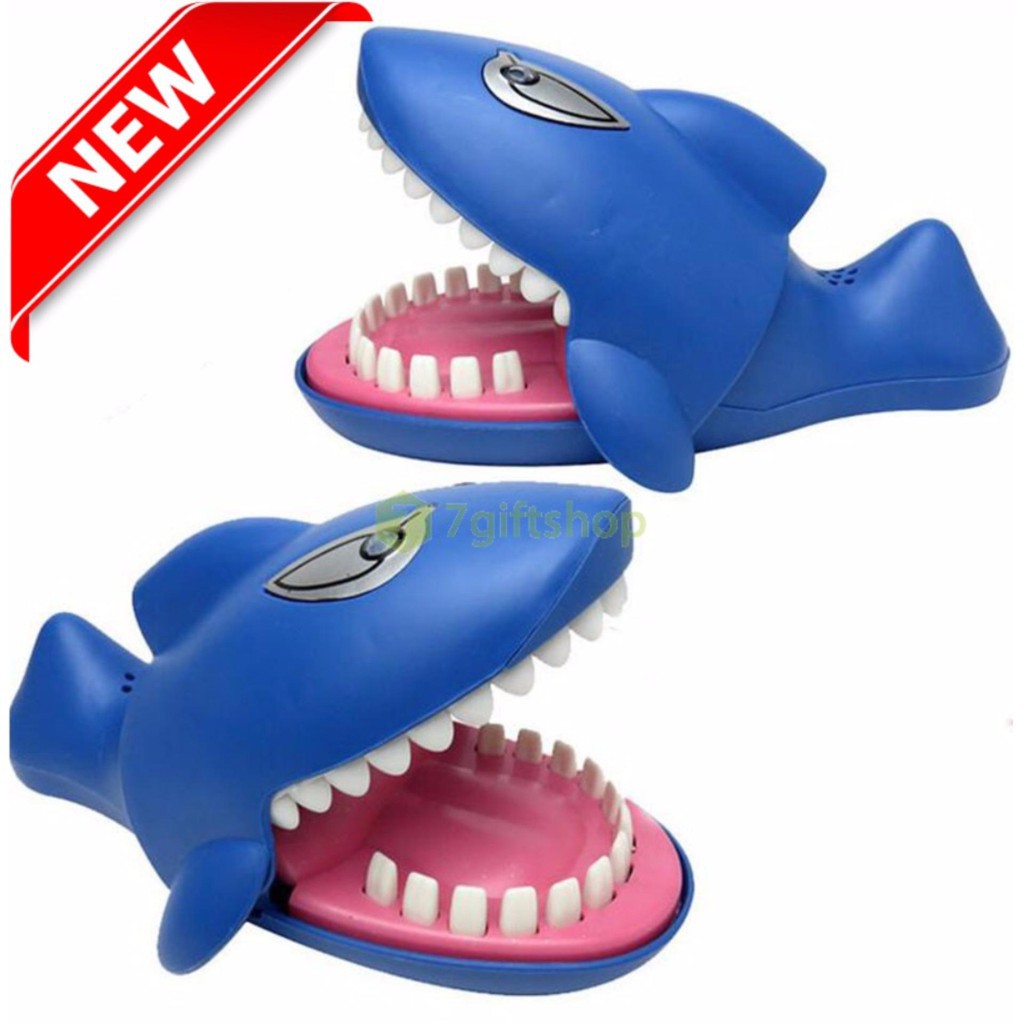 Cá mập cắn tay 𝑭𝑹𝑬𝑬𝑺𝑯𝑰𝑷 Khám răng_ đồ chơi cho bé [ Dùng pin ]