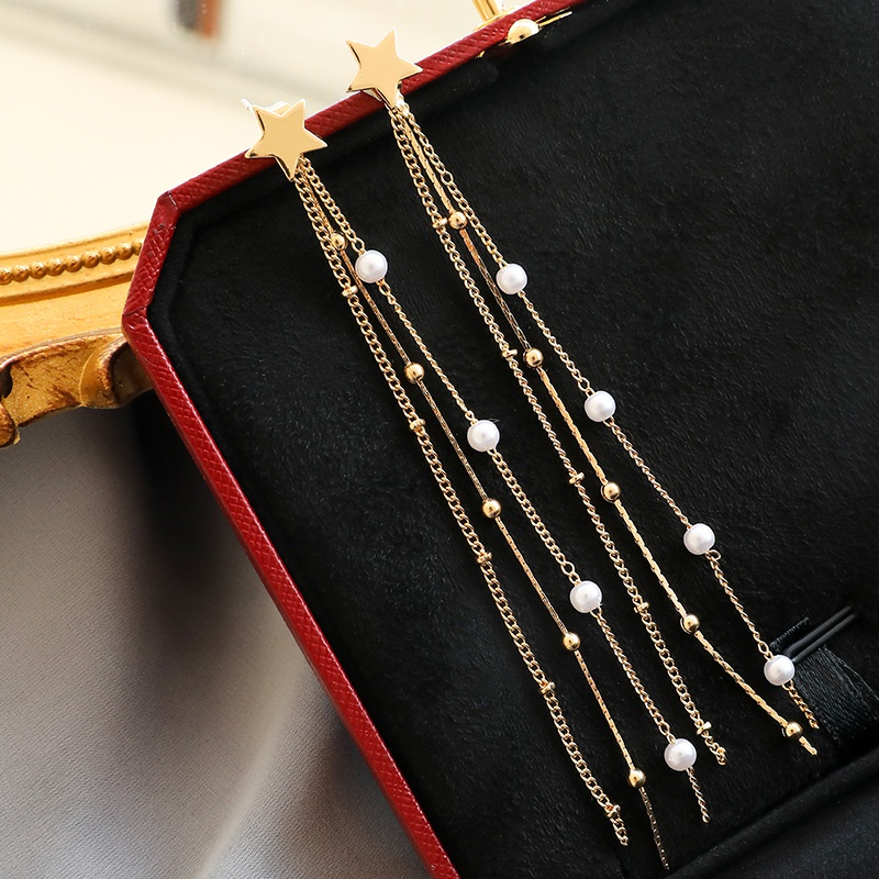 Khuyên tai tua rua dài phong cách Hàn Quốc