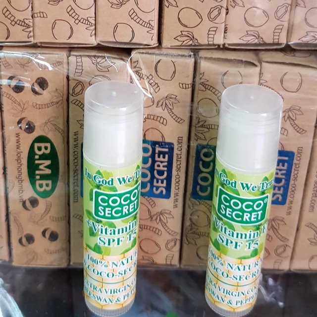 Son dưởng môi tinh chất bạc Hà
