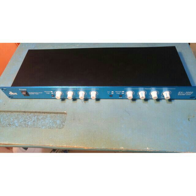 Nâng tiếng DBX-EX3000
