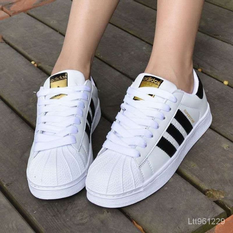 Giày Thể Thao Adidas Mũi Vỏ Sò Chống Trượt Thời Trang Cho Nam Nữ