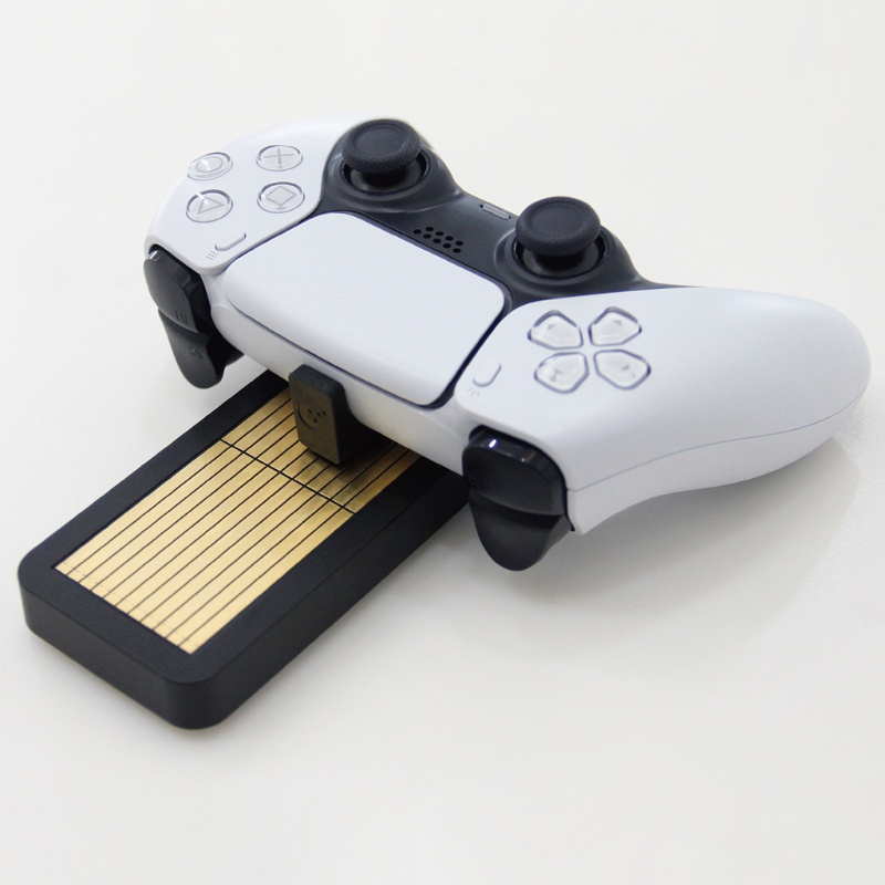 Đế Sạc Nhanh Không Dây Kiêm Giá Đỡ Cho Tay Cầm Chơi Game P5