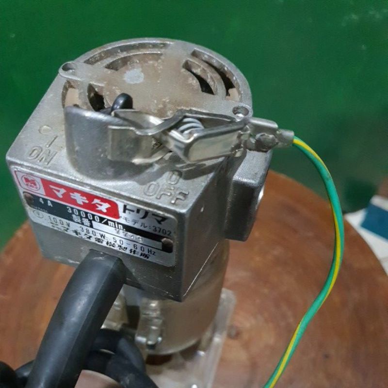 Máy phay gỗ Makita Nhật bãi