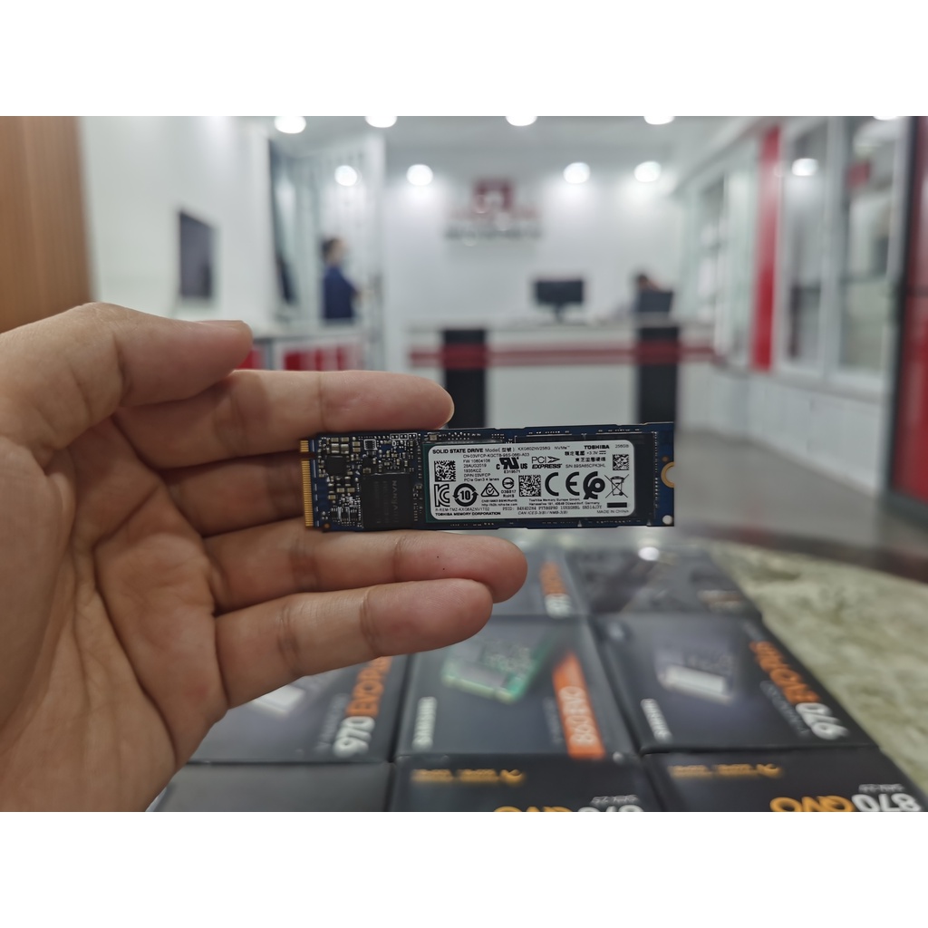 Ổ Cứng SSD Toshiba XG6 Series 256GB TLC PCI Express 3.0 x4 NVMe M.2 2280 (KXG6AZNV256G) - Bảo Hành 3 Năm