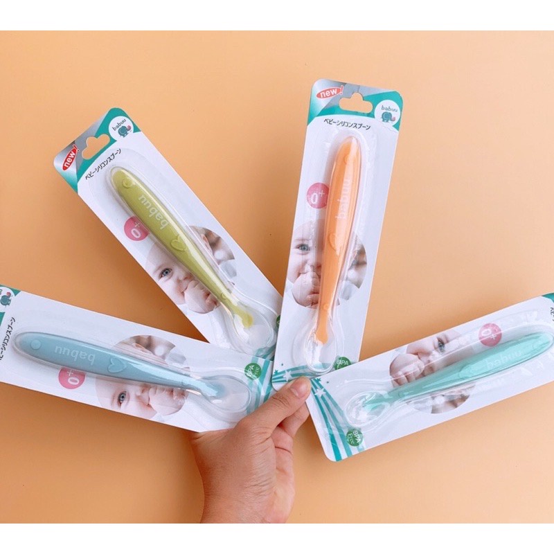 ￼Thìa ăn dặm silicone cho bé Babuu Nhật Bản siêu mềm giúp bé ăn dặm