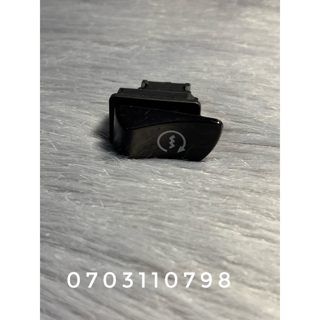 Công tắc đề xe máy màu đỏ