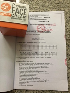 KEM DƯỠNG DA ĐA TÁC ĐỘNG HM