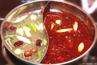Nồi lẩu 2 ngăn