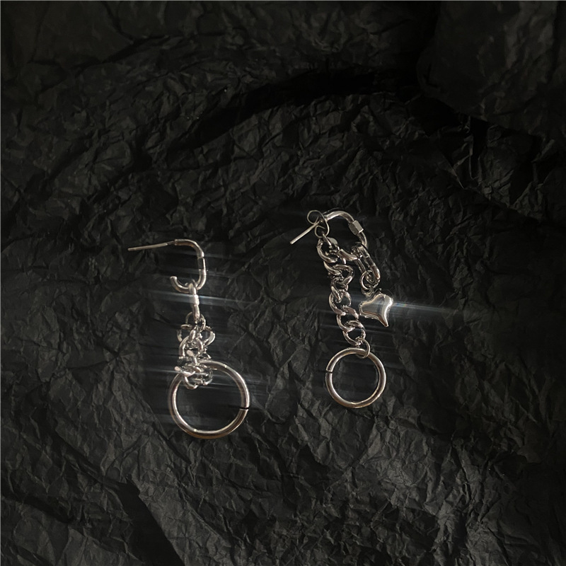 Bông Tai Không Đối Xứng Hình Trái Tim