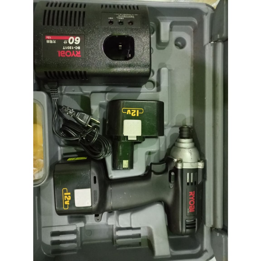 Máy bắn vít ryobi BID-1210