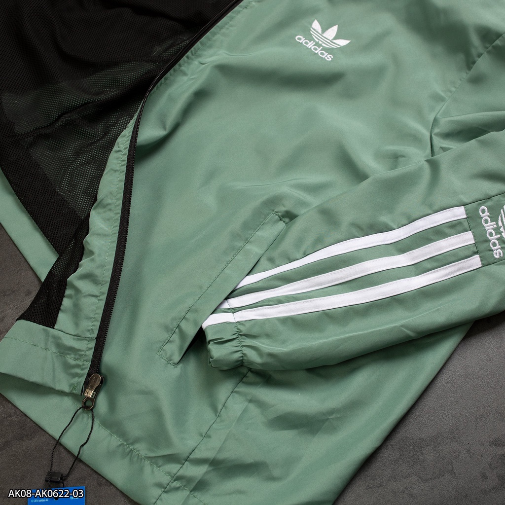 Áo khoác gió Adidas viền 3 sọc dài có mũ AK08 - áo khoác nam VNXK