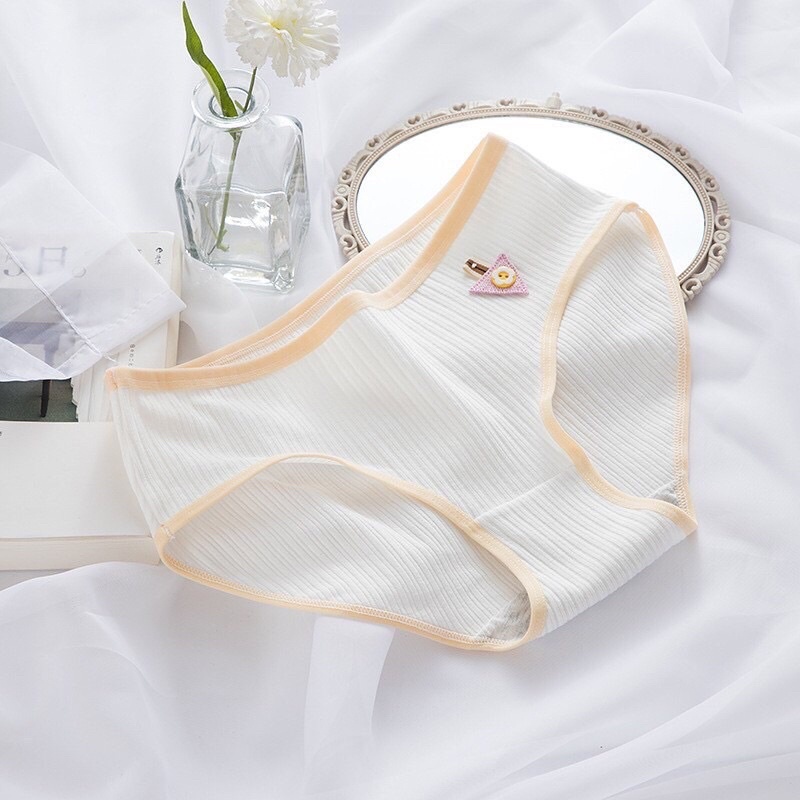 QUẦN LÓT COTTON ĐÍNH HUY HIỆU CAO CẤP