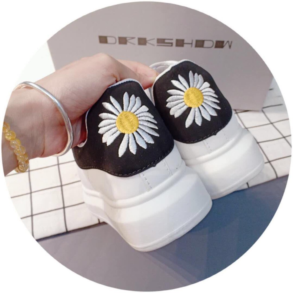 Giày thể thao nữ trắng đế cao gót thêu hoa cúc fullbox M2