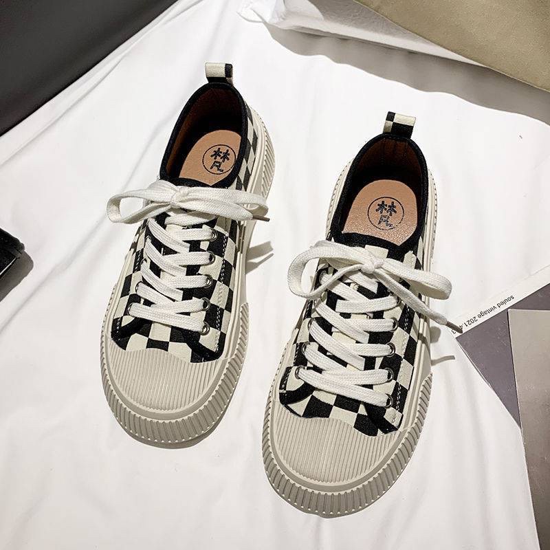 Giày sneaker bigsize thể thao nữ độn đế sọc caro phong cách học sinh Hàn quốc BRATINA G010