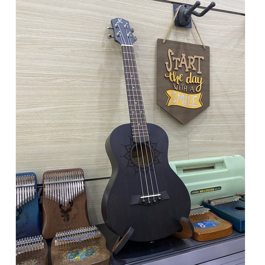 Đàn Ukulele Gỗ chính hãng Kaysen - size Tenor - Black